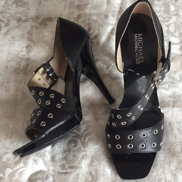 Michael Kors Heels - Picture 2 of 6